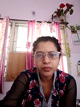 Snapshot of thanusi_2 chatting on October 2025 06:54:02 AM thanusi 2 online show from October 2025 06:54:02 AM