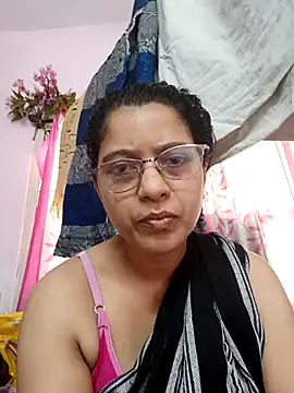 Snapshot of thanusi_2 chatting on October 2025 06:59:02 AM thanusi 2 online show from October 2025 06:59:02 AM