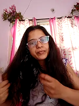 Snapshot of thanusi_2 chatting on October 2025 07:45:02 AM thanusi 2 online show from October 2025 07:45:02 AM