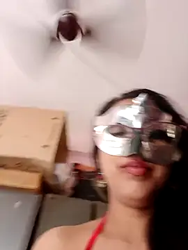Snapshot of thanusi_2 chatting on July 2026 11:23:02 AM thanusi 2 online show from July 2026 11:23:02 AM