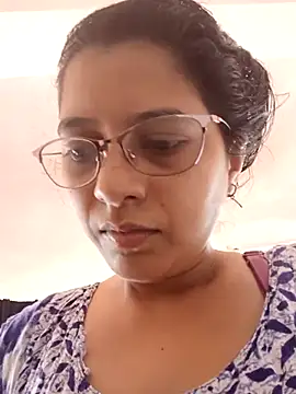 Snapshot of thanusi_2 chatting on October 2025 06:14:02 AM thanusi 2 online show from October 2025 06:14:02 AM