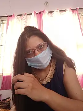 Snapshot of thanusi_2 chatting on June 2026 03:23:01 AM thanusi 2 online show from June 2026 03:23:01 AM