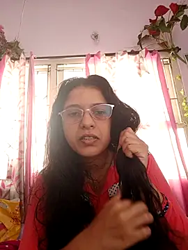 Snapshot of thanusi_2 chatting on October 2025 06:04:01 AM thanusi 2 online show from October 2025 06:04:01 AM