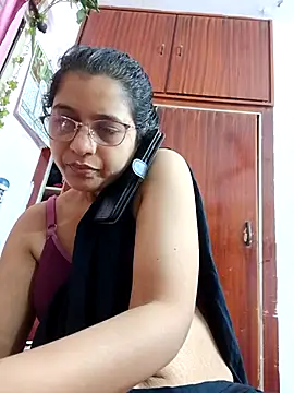 Snapshot of thanusi_2 chatting on October 2025 04:18:01 PM thanusi 2 online show from October 2025 04:18:01 PM