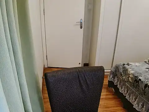 Winnie-01 online show from March 2026 03:53:02 AM