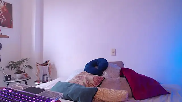 Theevae online show from February 2026 02:05:01 PM