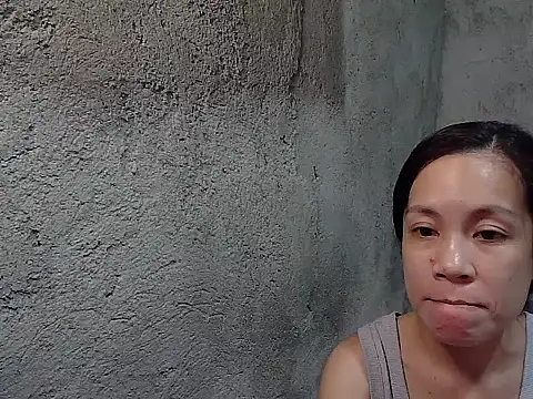 Snapshot of janelovely18 chatting on May 2026 01:38:02 PM janelovely18 online show from May 2026 01:38:02 PM