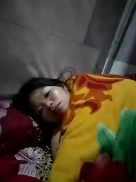 LinhNa999 online show from November 2025 02:17:02 PM