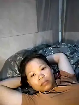 LinhNa999 online show from April 2026 01:45:01 AM