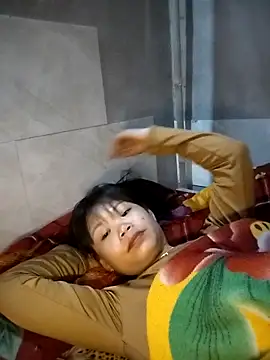 LinhNa999 online show from January 2026 12:20:01 PM