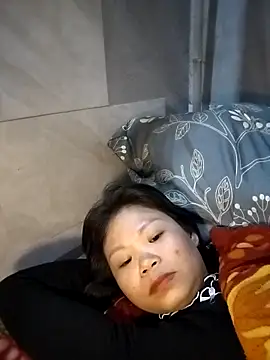 LinhNa999 online show from February 2026 01:00:02 PM