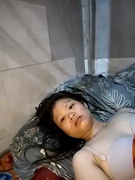 LinhNa999 online show from March 2026 02:15:01 AM