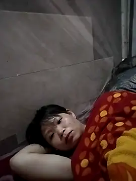 LinhNa999 online show from February 2026 12:45:01 PM