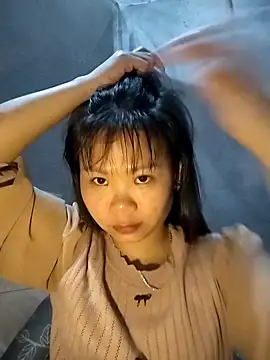 LinhNa999 online show from February 2026 01:51:02 AM