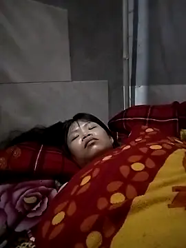 LinhNa999 online show from December 2025 01:22:02 PM