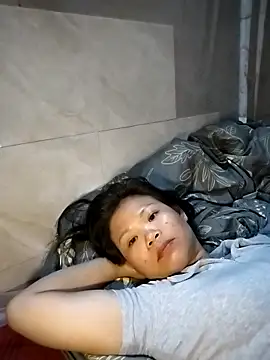 LinhNa999 online show from April 2026 05:03:01 AM