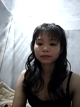 LinhNa999 online show from October 2025 12:23:02 AM