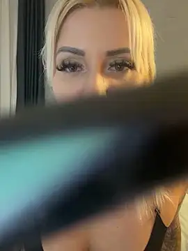 MysticGrace online show from November 2025 08:23:01 PM