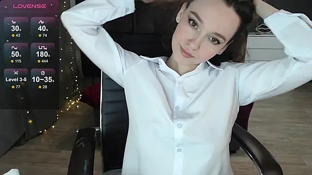 Snapshot of Sexy_Alexia69 chatting on September 2025 04:46:01 PM Sexy Alexia69 online show from September 2025 04:46:01 PM