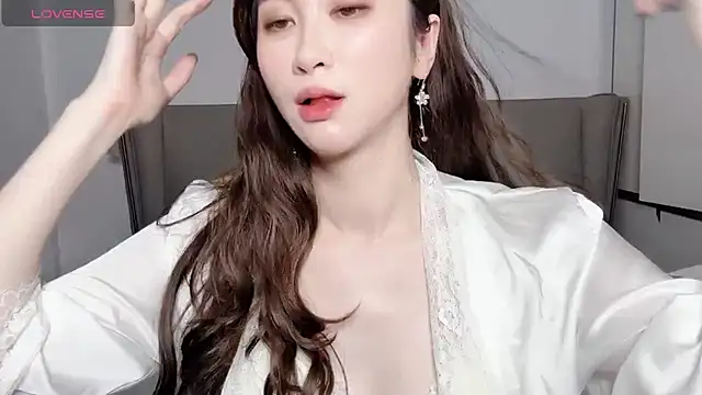 wuyueaini online show from September 2025 09:27:01 AM