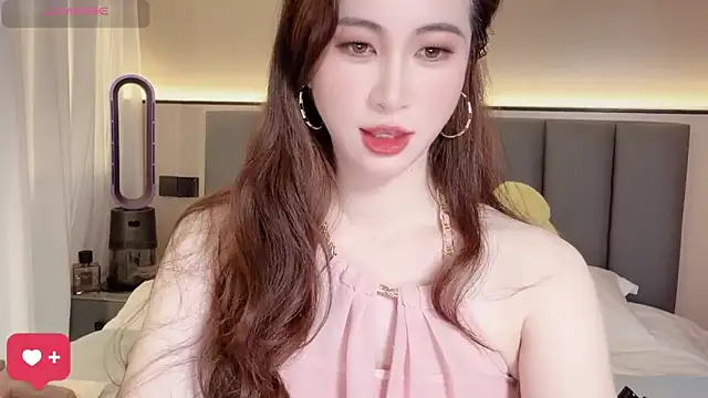 wuyueaini online show from April 2026 06:32:02 AM