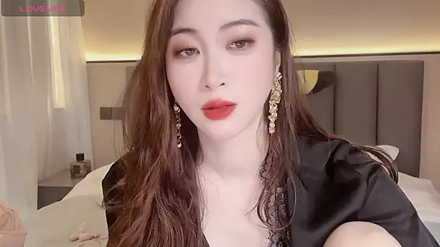 Snapshot of wuyueaini chatting on November 2025 05:18:02 AM wuyueaini online show from November 2025 05:18:02 AM