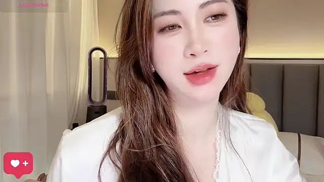 wuyueaini online show from May 2026 06:34:02 AM
