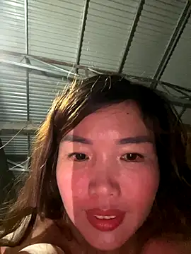 Snapshot of Sunny_lotus chatting on October 2025 06:51:01 PM Sunny lotus online show from October 2025 06:51:01 PM