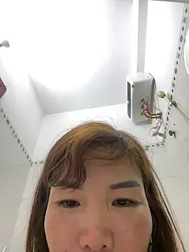 Snapshot of Sunny_lotus chatting on June 2026 01:45:01 PM Sunny lotus online show from June 2026 01:45:01 PM