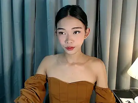 holyakiesha online show from February 2026 10:28:02 AM