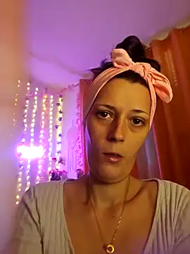 Mila Luciphya online show from February 2026 12:13:02 PM