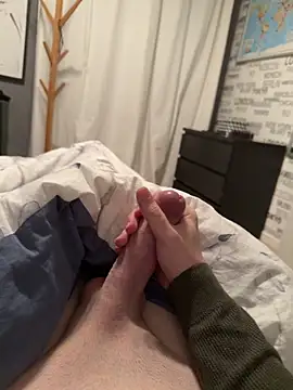 Eternelfrisson online show from February 2026 06:05:02 PM