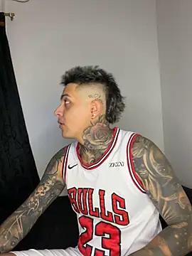 golden girl house online show from March 2026 02:30:01 AM