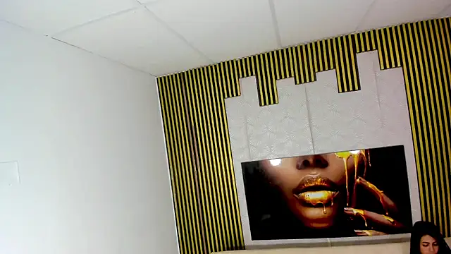 golden girl house online show from November 2025 08:02:02 PM