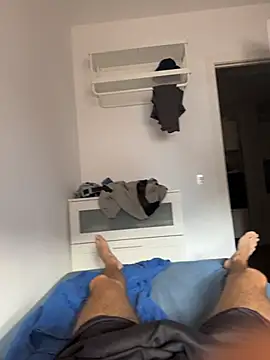 Manu97k online show from November 2025 08:19:01 AM