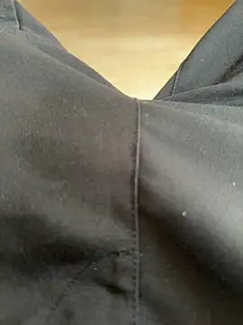 Manu97k online show from November 2025 09:14:02 AM