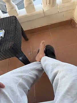 Manu97k online show from November 2025 09:10:01 AM