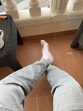 Manu97k online show from January 2026 12:41:02 PM