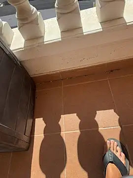 Manu97k online show from February 2026 12:05:02 PM