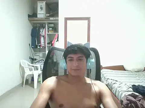 Snapshot of wilsoncrazz chatting on October 2025 04:02:02 AM wilsoncrazz online show from October 2025 04:02:02 AM
