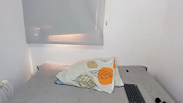 CristinaPiccone online show from December 2025 03:03:01 PM