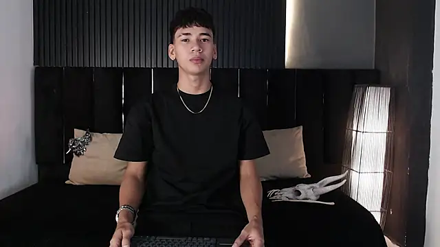 Dominic ghost online show from October 2025 12:44:02 AM