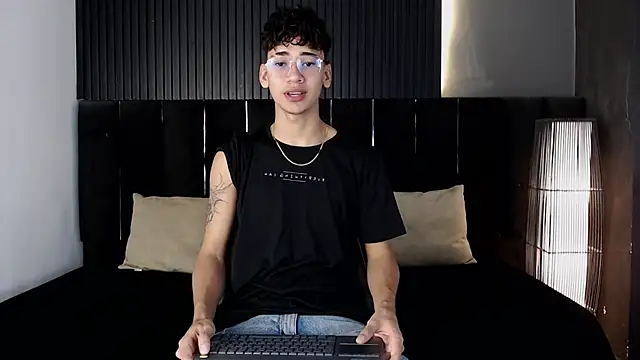 Dominic ghost online show from September 2025 11:58:01 PM