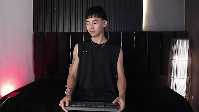 Dominic ghost online show from December 2025 05:07:01 AM