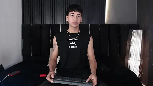 Dominic ghost online show from April 2026 01:18:01 AM