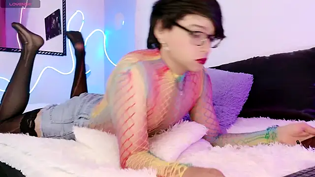 Dannyhot  online show from November 2025 03:32:02 AM