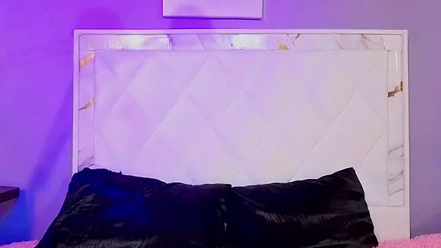 Dannyhot  online show from June 2026 08:24:02 PM