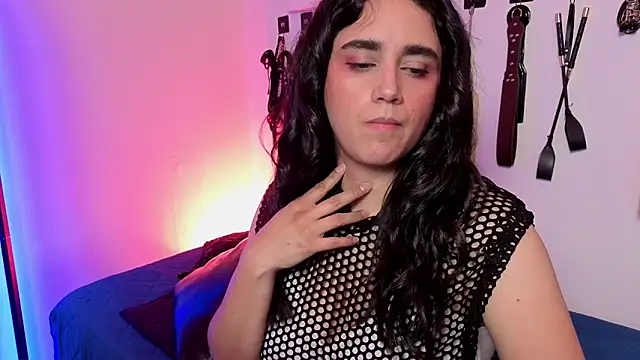 elowen halley1 online show from March 2026 06:39:01 PM