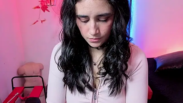 elowen halley1 online show from March 2026 07:15:01 PM