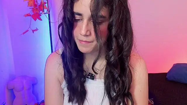 elowen halley1 online show from April 2026 08:48:01 PM